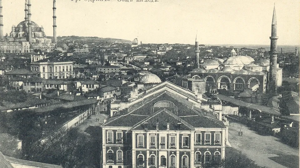 Hekimbaşı Ahî Çelebi ve Hekim Lâri'nin Edirne'deki eserleri