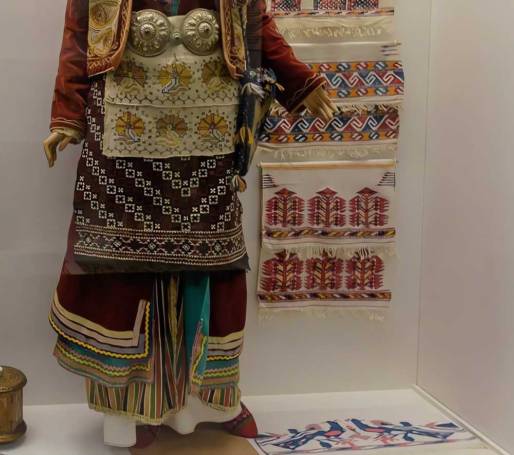 Resim 3: Yağlık (Edirne Arkeoloji ve Etnografya Müzesi)