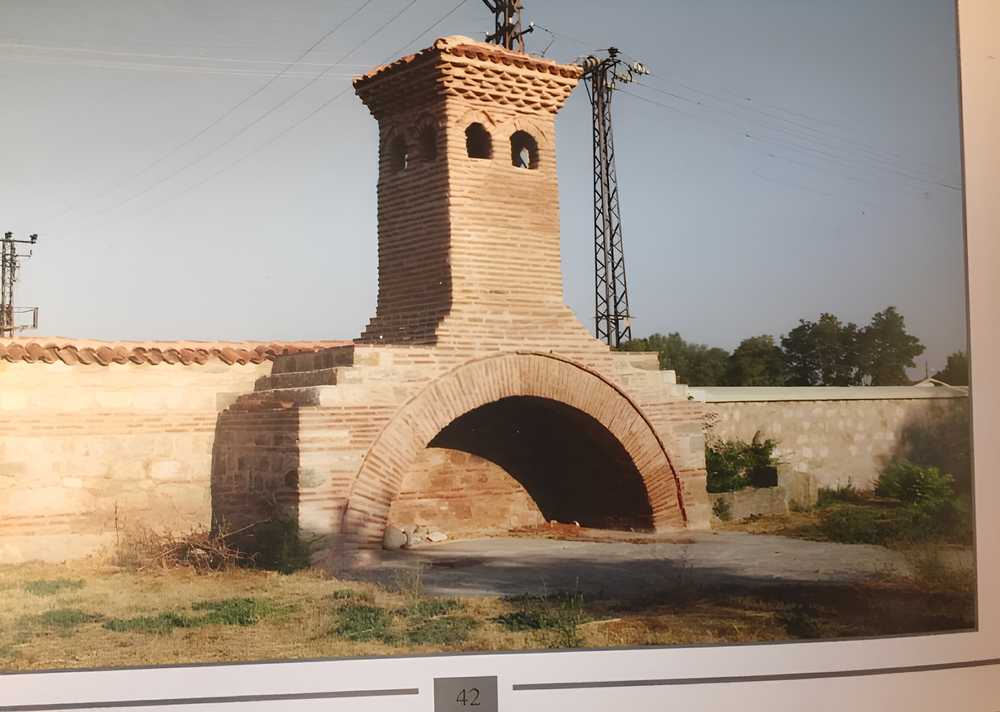 Yıldırım Bayezid İmareti Mutfak Bacasının " 2019" Restorasyon sonrası durumu. (Fotoğraf: Prof.Dr.H.Murat Tuğrul)