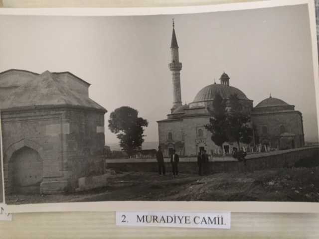 Resim 5: Muradiye Camii ve imareti yeri (1925) "Tosyavizade Dr.Rıfat Osman Bey Kolleksiyonundan"